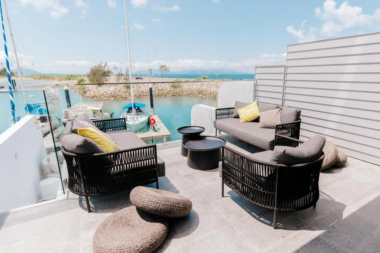 Villa New! Dacha On Maggie No#2, Unrivaled Island Luxury Nelly Bay Australia