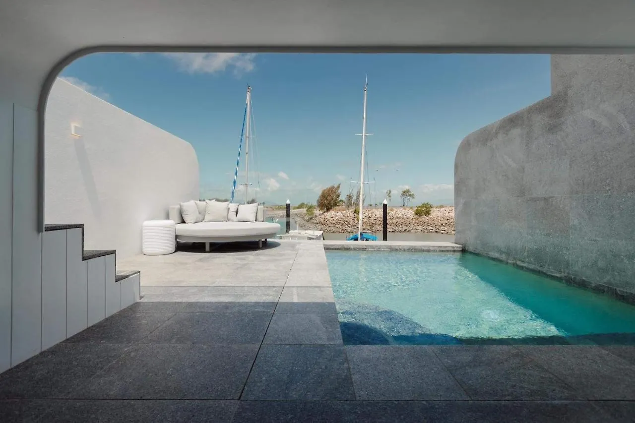 Villa New! Dacha On Maggie No#2, Unrivaled Island Luxury Nelly Bay 0*,  Australia
